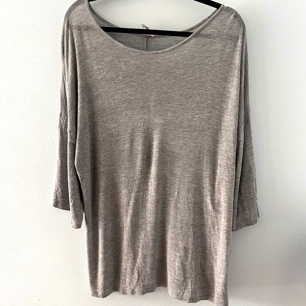 Bundle 4 ($10 items for $20) ASOS | Women's Oversized Gray Top | open back